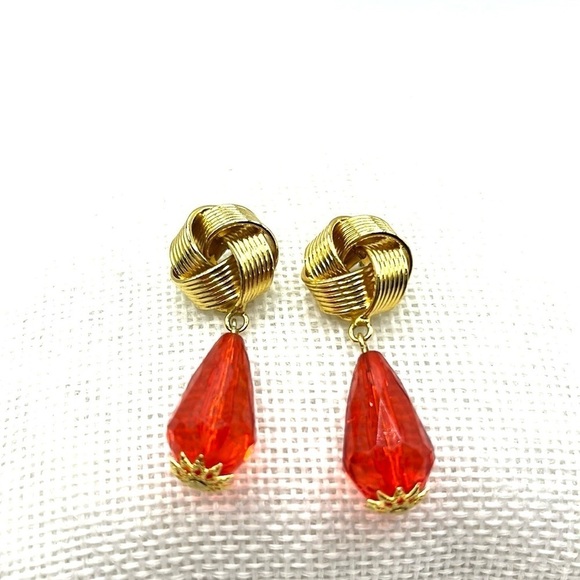 Love Knot Earrings with Red Clear Dangling Beads Gold Tone Earrings ❤️ - Picture 4 of 10